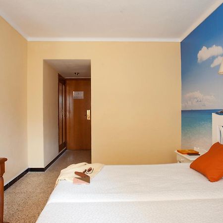 Bj Hostal Bona Vista シジョット エクステリア 写真